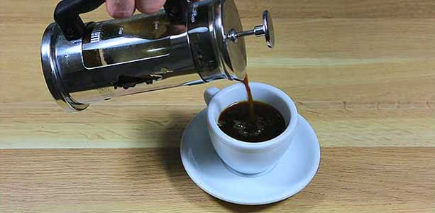 Kaffeezubereitung mit French Press - Anleitung - Geniessen Kaffeezubereitung mit French Press - Anleitung - Geniessen